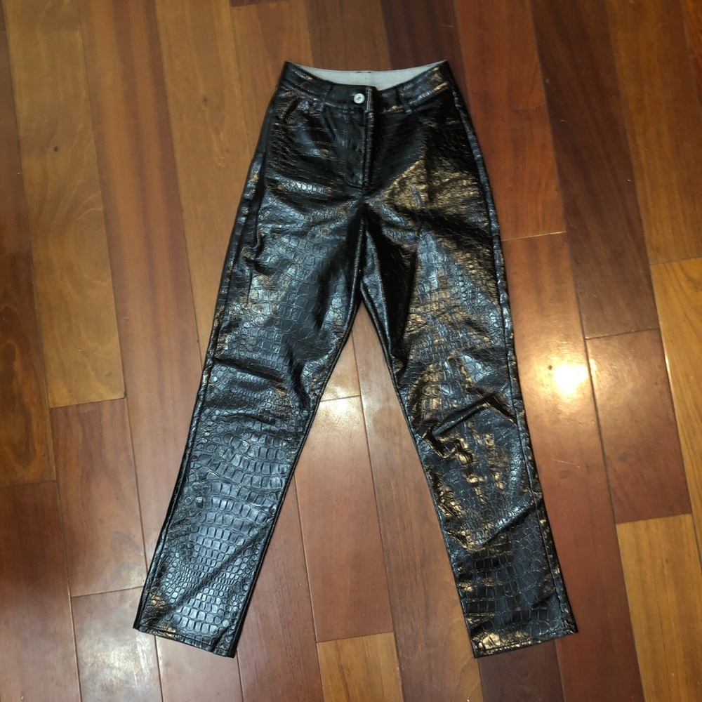 Black vinyl faux croc print straight leg pants XS